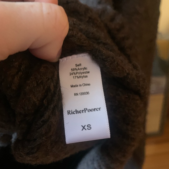 Richer Poorer Textured Crew Sweater - Picture 4 of 5